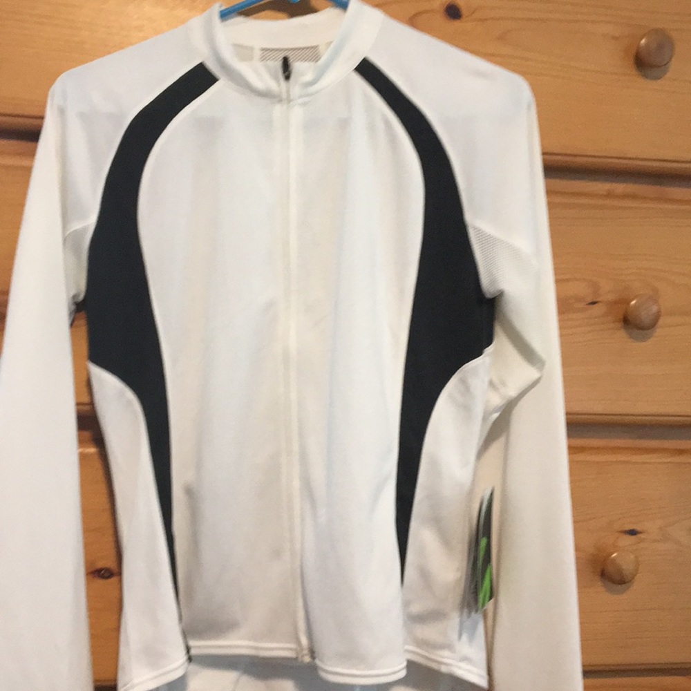Cannondale women long sleeve white W/black shirt
